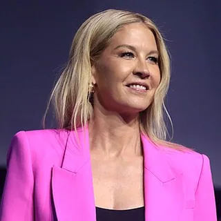 Jenna Elfman