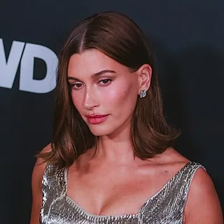Hailey Bieber