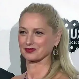 Katherine LaNasa